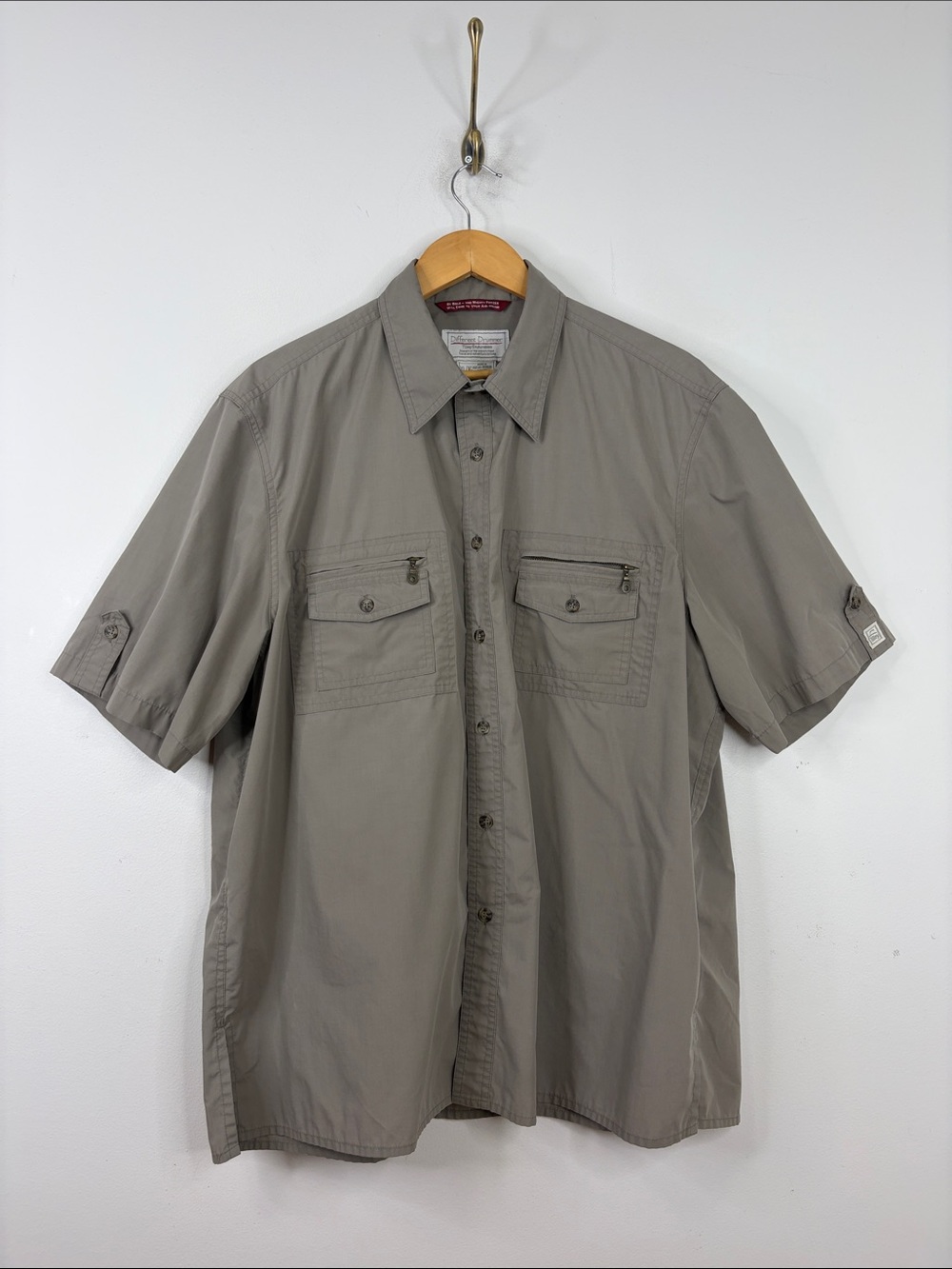 Vintage Tilley Shirt Men XL Taupe Short Sleeve Zip Pockets Travel Made in Canada